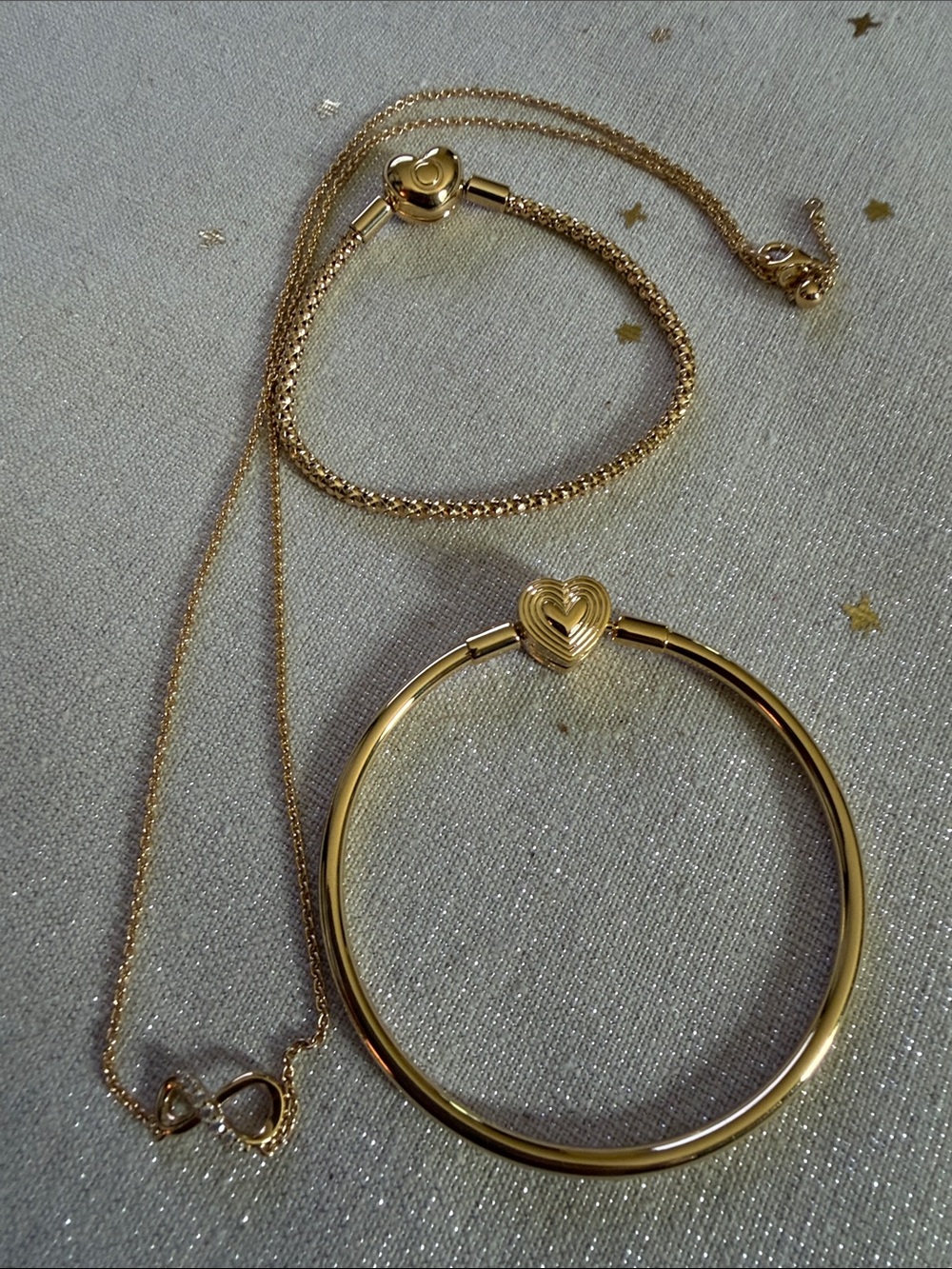Pandora Gold Heart Bangle and Necklace Set Bundle # 1